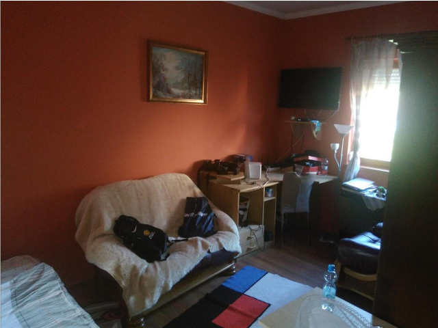 Ferde, kompozíció nélküli ingatlanfotó